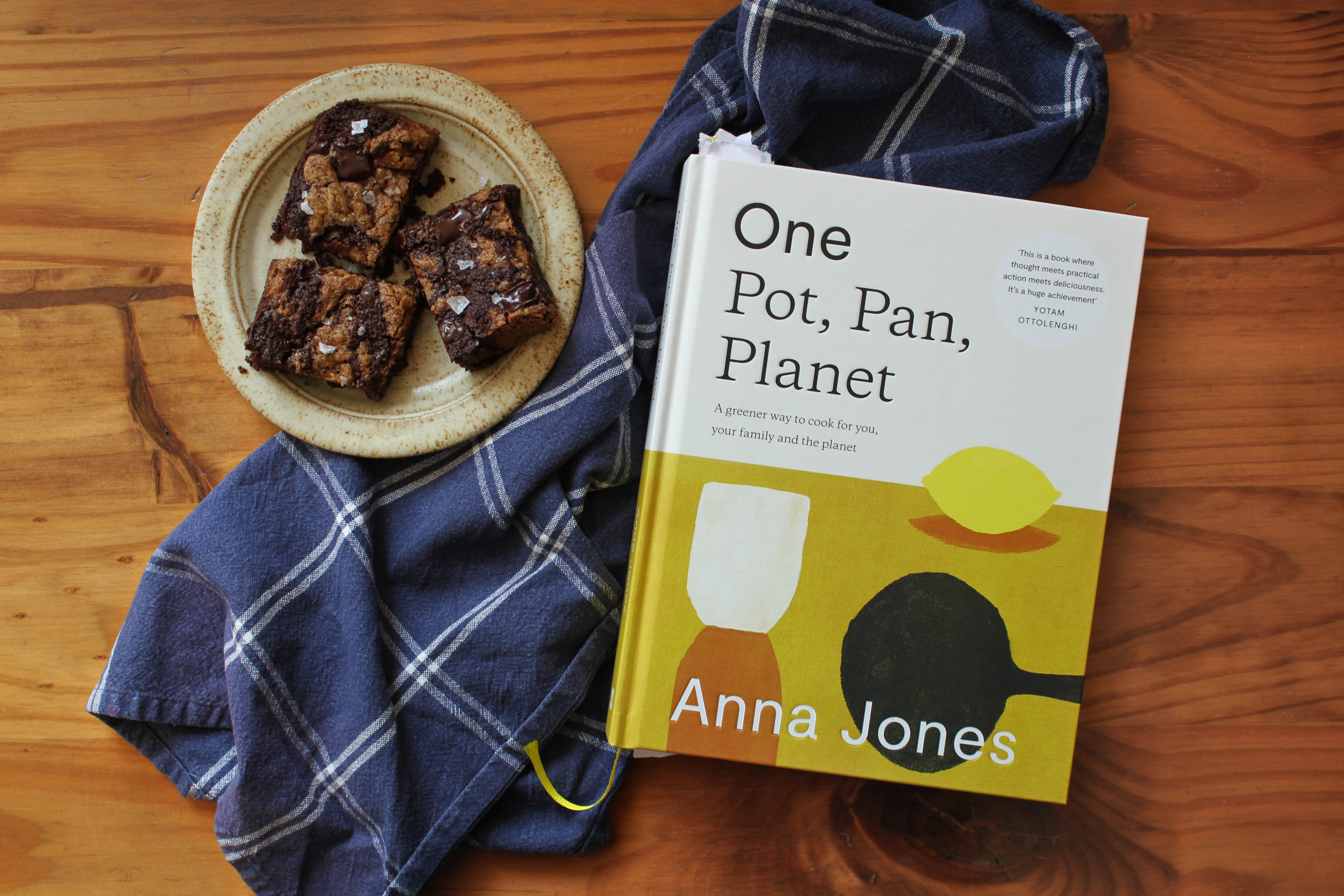 One: Pot, Pan, Planet: A Greener Way to Cook for You and Your Family: A Cookbook [Book]